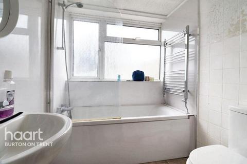 3 bedroom terraced house for sale, Shobnall Street, Burton-On-Trent