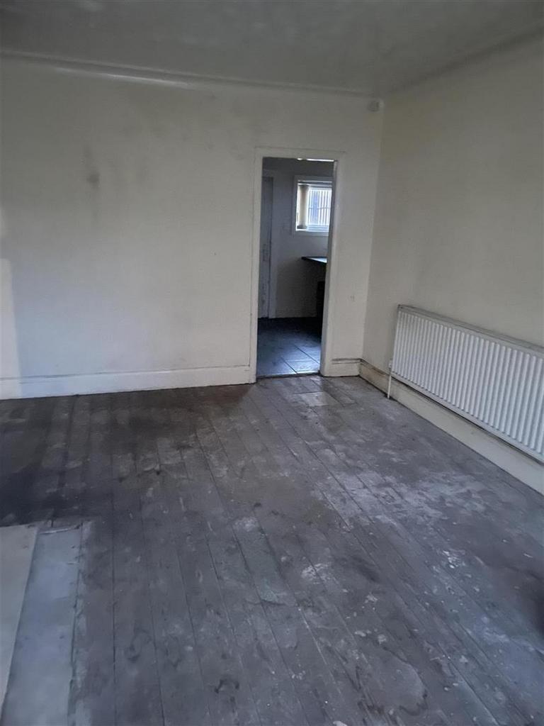 Ilh94she502 HCqwn6 DJffw.jpg