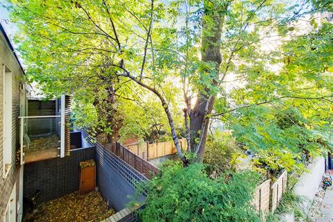 2 bedroom apartment for sale, Trevanion Road, London W14