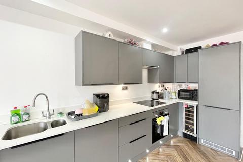 3 bedroom flat for sale, Hurst Street, Liverpool L1