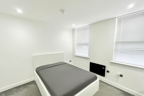 3 bedroom flat for sale, Hurst Street, Liverpool L1