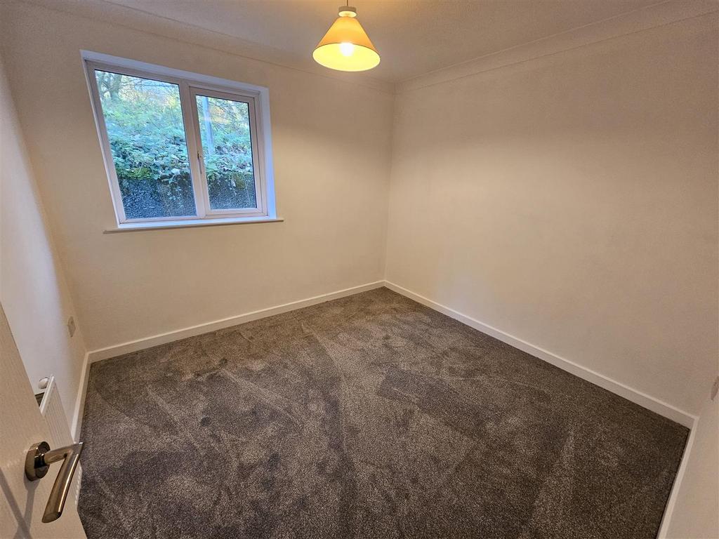 Bedroom 3.jpg