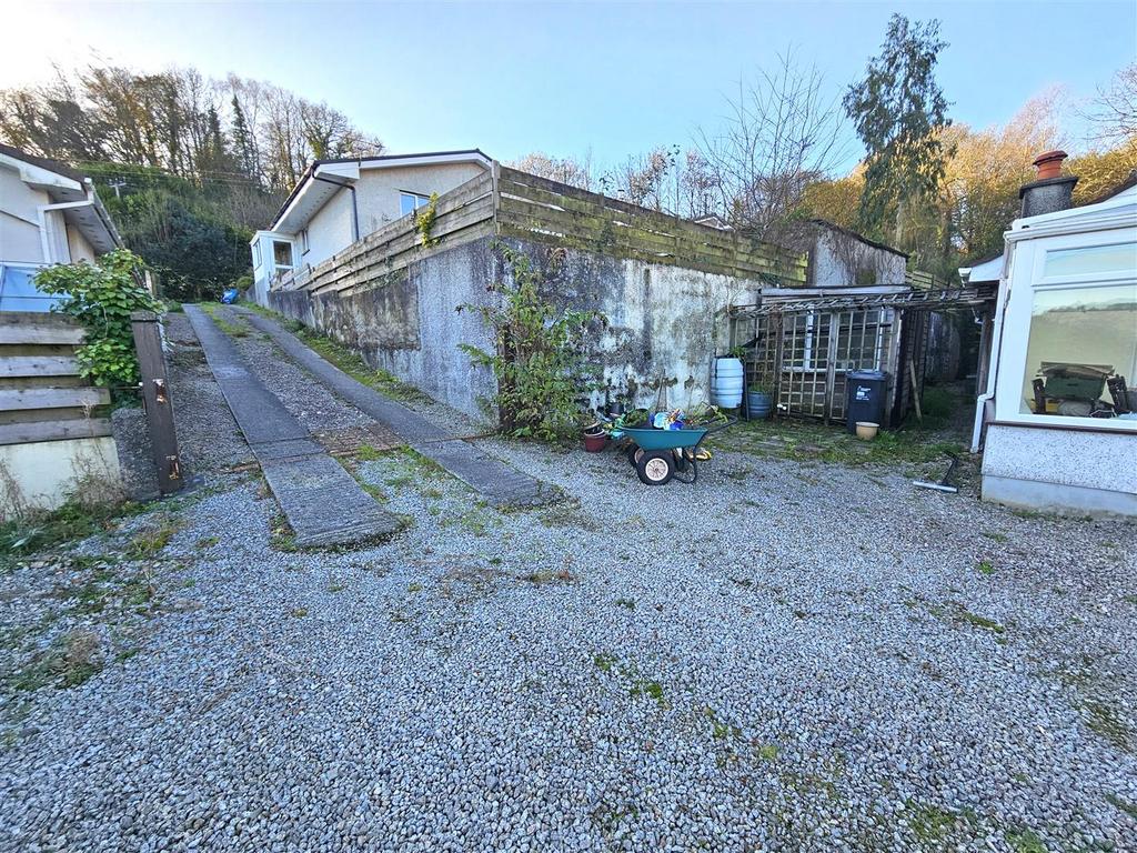 Driveway.jpg