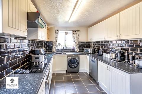 3 bedroom semi-detached house for sale, Scrooby Close, Harworth and Bircotes, Doncaster, South Yorkshire, DN11