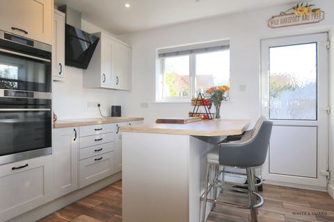 3 bedroom semi-detached bungalow for sale, Forest Gardens, Southampton SO32