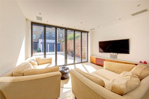 undefined, Kingston Road, Wimbledon