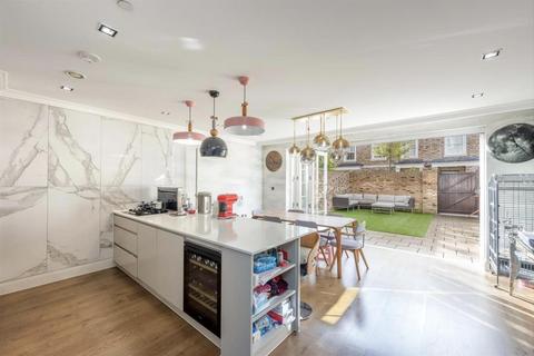 5 bedroom townhouse for sale, Palladian Gardens, London W4