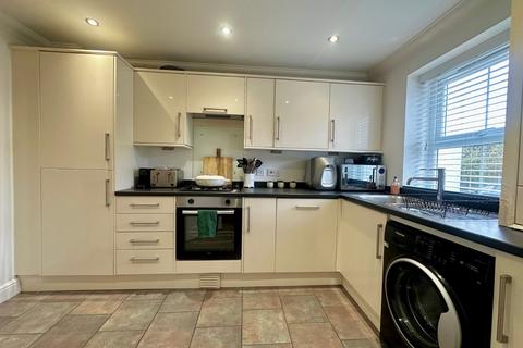 3 bedroom end of terrace house for sale, Goodwin Close, Deal, Kent, CT14