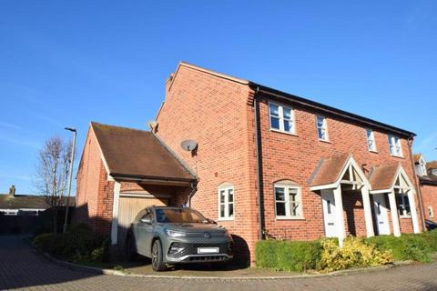 3 bedroom house to rent, Quarrington Place, Watlington