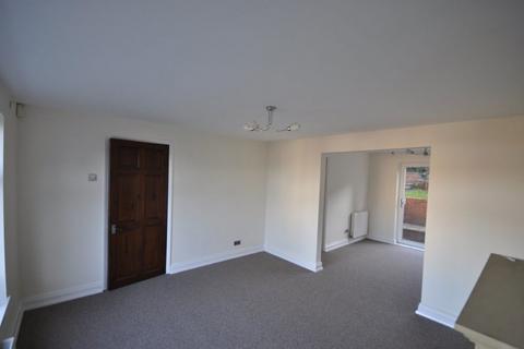 3 bedroom semi-detached house to rent, Pleasant View, Lower Gornal