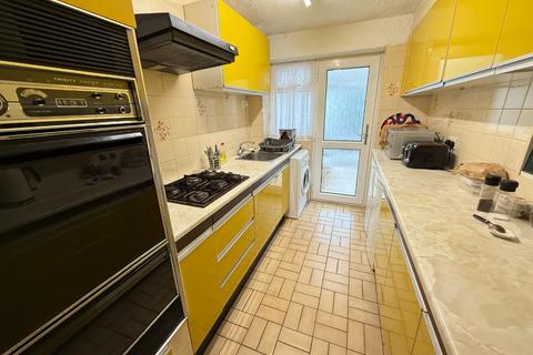 undefined, Houghton Regis, Bedfordshire LU5