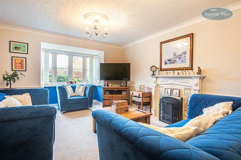 4 bedroom detached house for sale, Rookery Dell, Deepcar, Sheffield