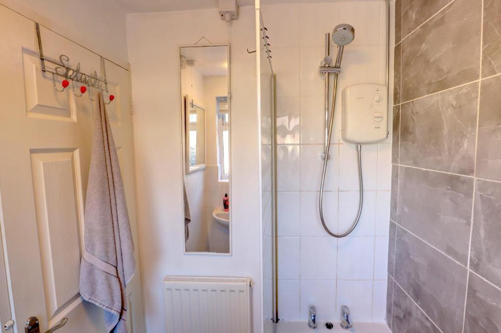 Bathroom & WC