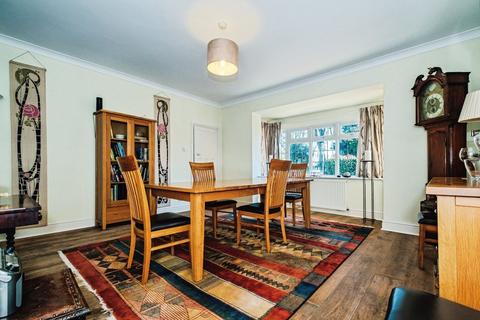 4 bedroom detached house for sale, Salvington Hill, Worthing BN13