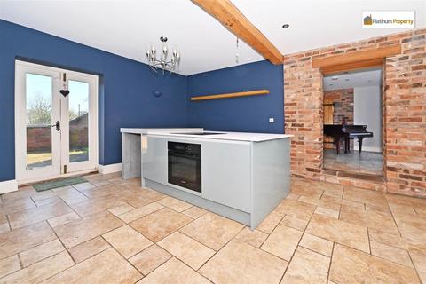 undefined, Sandon Road, Stone ST15