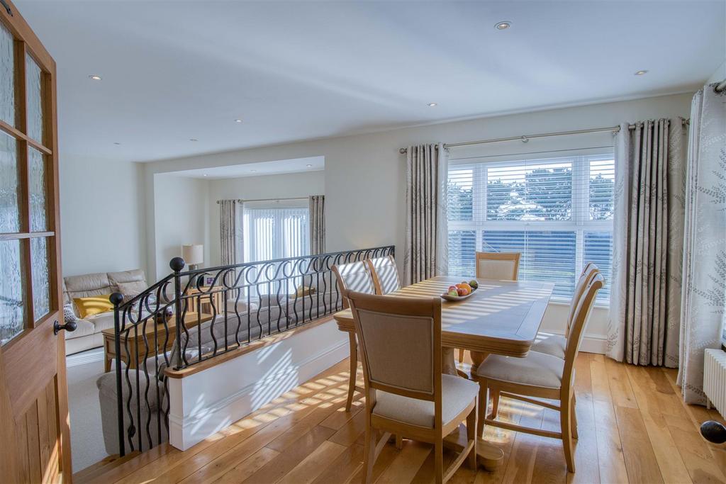 Living / Dining Room