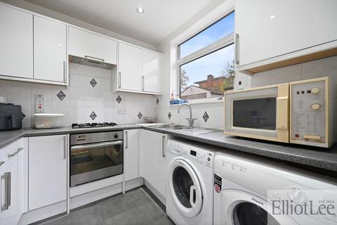 undefined, Chestnut Grove, Wembley HA0