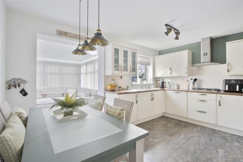 4 bedroom detached house for sale, Winchester Close, North Wingfield, Chesterfield