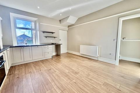 4 bedroom house to rent, Springfield Terrace, Lancaster LA2
