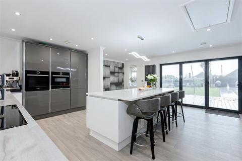 5 bedroom detached house for sale, Hayling Rise, Worthing