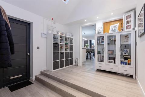 5 bedroom detached house for sale, Hayling Rise, Worthing
