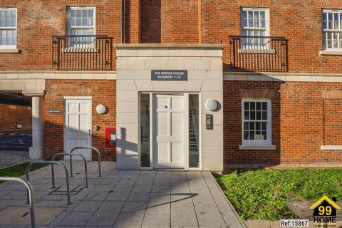 2 bedroom apartment for sale, The Bridgehouse, Gosport, Hants, PO12
