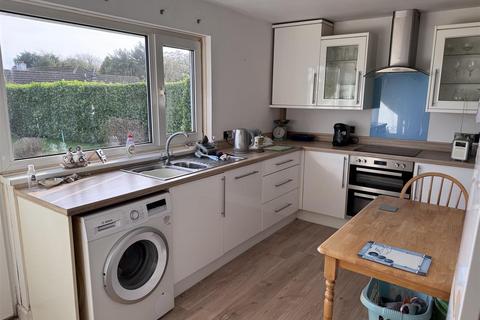 2 bedroom detached bungalow for sale, Cotswold Avenue, Sticker, St. Austell
