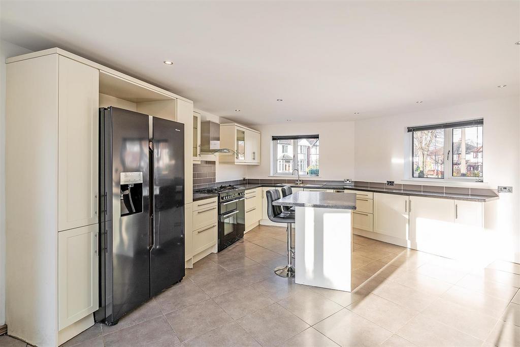 1 Stroud Road-7 lo.jpg