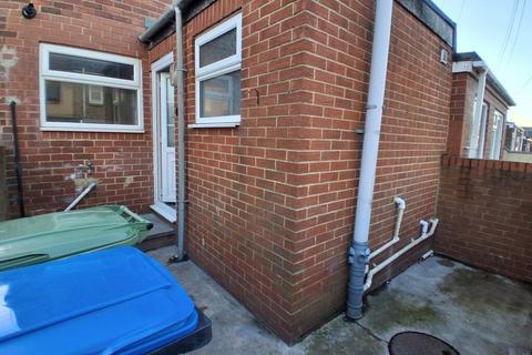 Blackhall TS27