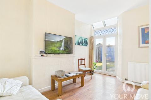 4 bedroom terraced house for sale, Middlewich Street, Cheshire CW1