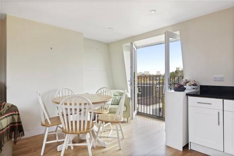 undefined, Davisville Road, London, W12