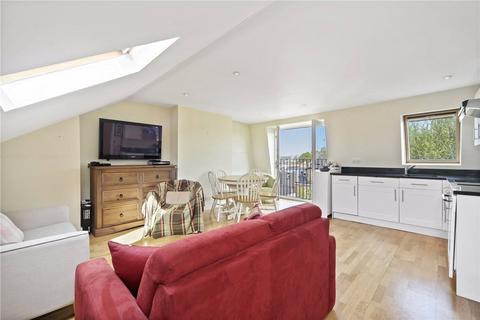 1 bedroom apartment for sale, Davisville Road, London, W12
