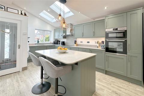 3 bedroom detached house for sale, Sambourn Close, Solihull, B91