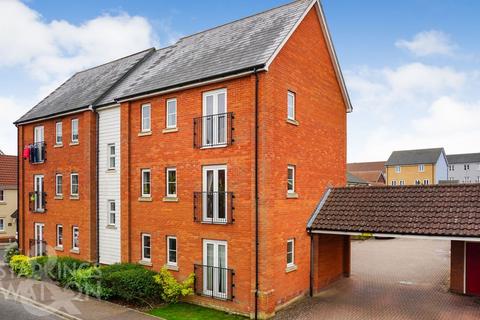 2 bedroom ground floor flat for sale, Teal Drive, Queens Hills, Norwich