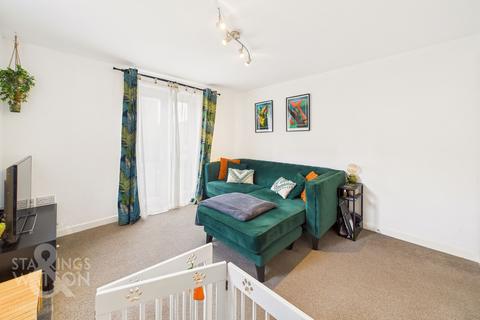 2 bedroom ground floor flat for sale, Teal Drive, Queens Hills, Norwich