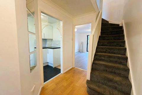 undefined, Bates Close, Higham Ferrers NN10