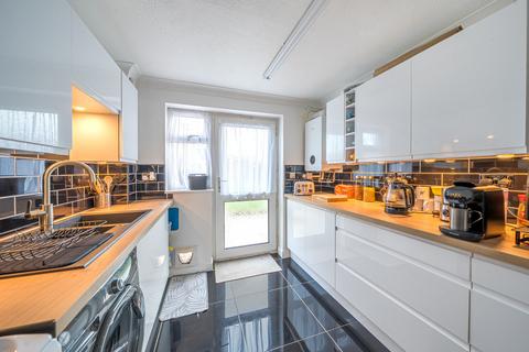 3 bedroom terraced house for sale, Cheyne Close, Bedfordshire LU6