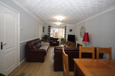 undefined, Cae Celyn, Crumlin NP11