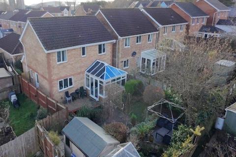 undefined, Cae Celyn, Crumlin NP11