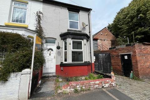 2 bedroom end of terrace house to rent, Woodville Road, Birkenhead