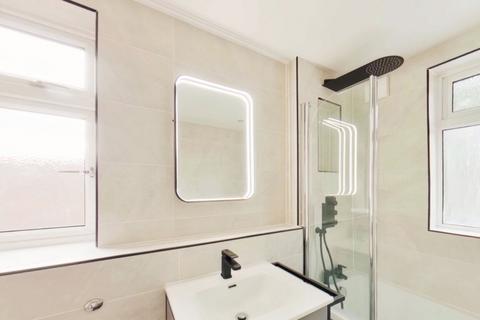 undefined, Grand Drive, Raynes Park SW20