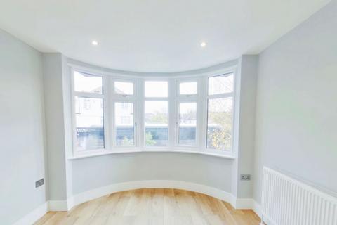 undefined, Grand Drive, Raynes Park SW20