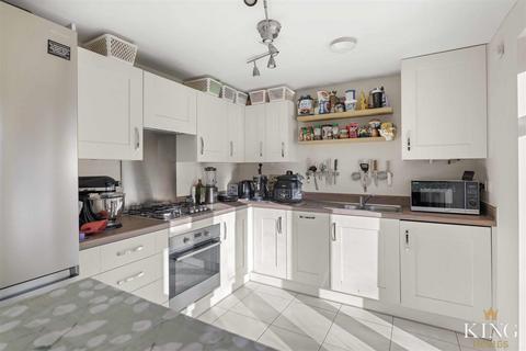 3 bedroom detached house for sale, Chedworth Close, Stratford-Upon-Avon