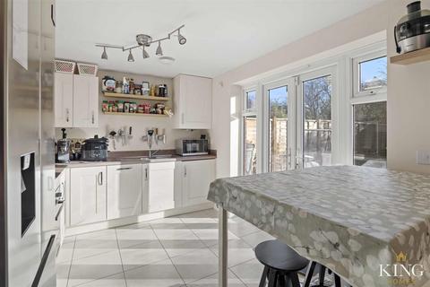 undefined, Chedworth Close, Stratford-Upon-Avon