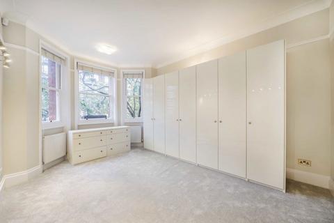 undefined, Ashley Gardens, London SW1P