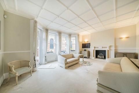 3 bedroom flat to rent, Ashley Gardens, London SW1P