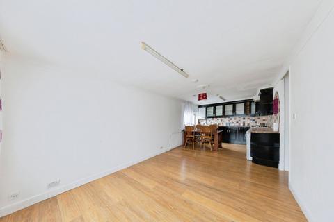 1 bedroom flat for sale, Conniburrow Boulevard, Milton Keynes MK14