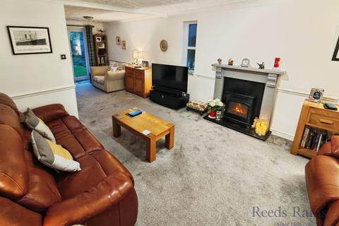 undefined, Merlin Close, Cheshire CW7