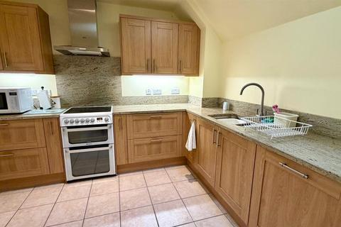 2 bedroom retirement property for sale, Abbey Road, Rhos On Sea, Colwyn Bay