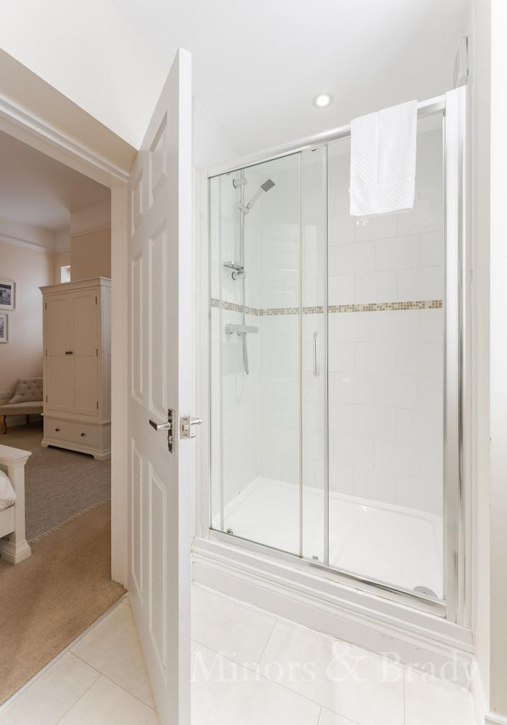 18-4 Stracey Rd Norwich-19 T202511111245.jpg